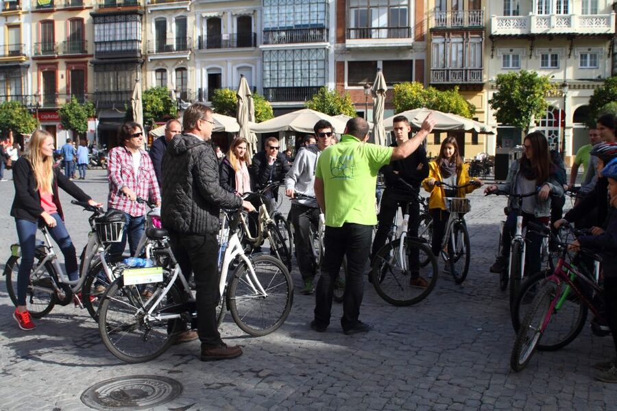 Seville: 3-Hour Tapas Tour by Bike - A food-and-sightseeing tour with a useful Seville rhythm