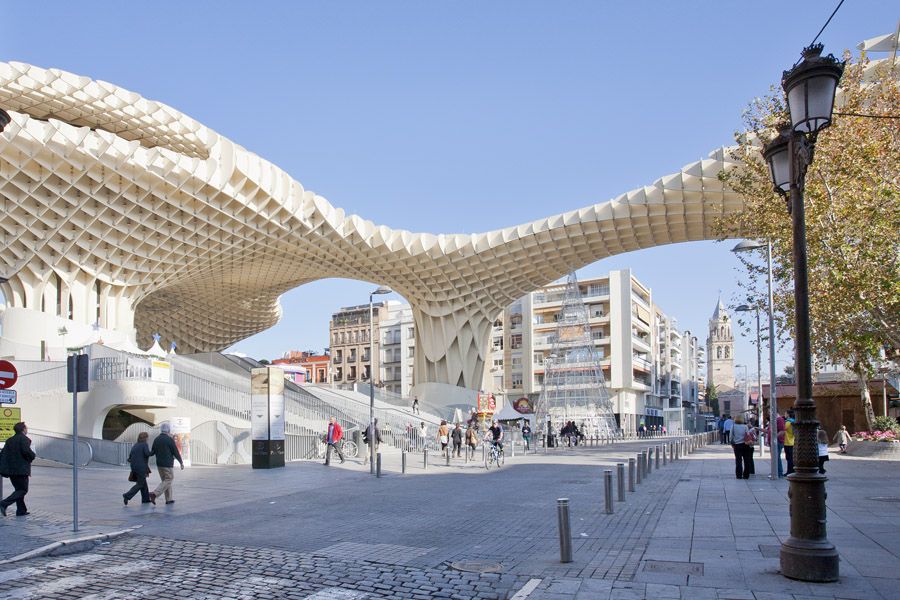 Seville 4-Hour Guided Walking Tour - The local bar finish: drink, conversation, and tapas