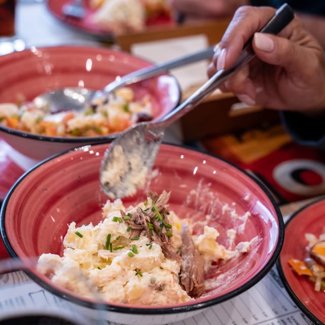 Seville Adventure: Historic Walking Tour & Traditional Tapas - A useful first look at Seville’s many layers