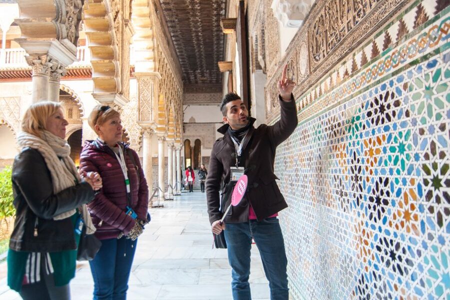 Seville: Alcázar and Cathedral Entry Ticket and Guided Tour - Entering the Alcázar’s three palace worlds