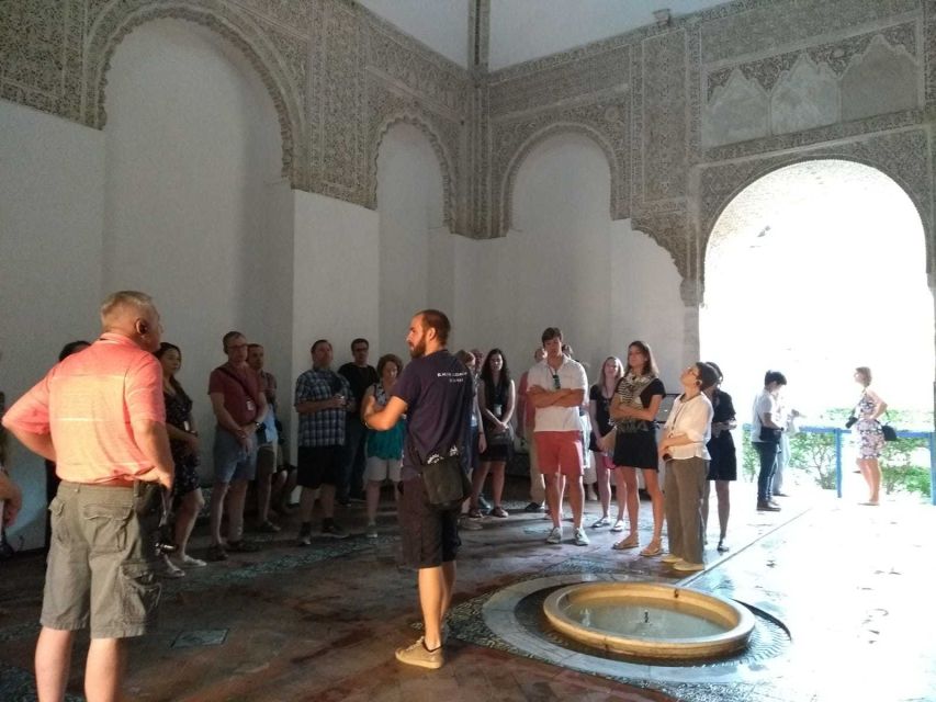 Seville: Alcázar Fast-Track Access with Guided Tour - Why the Real Alcázar deserves a guided visit
