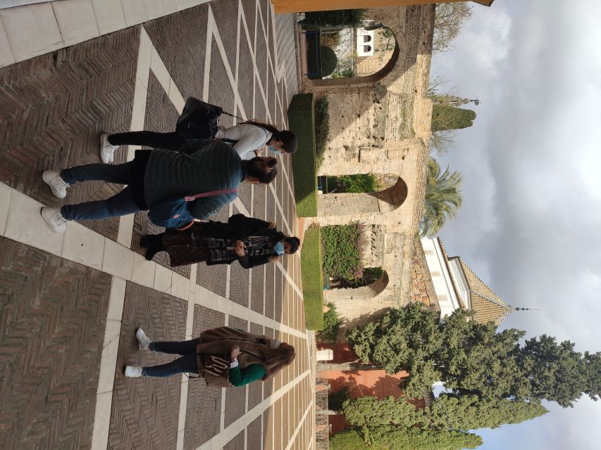 Seville: Alcázar Tour with Tickets Included - Patio del Crucero and the royal gardens