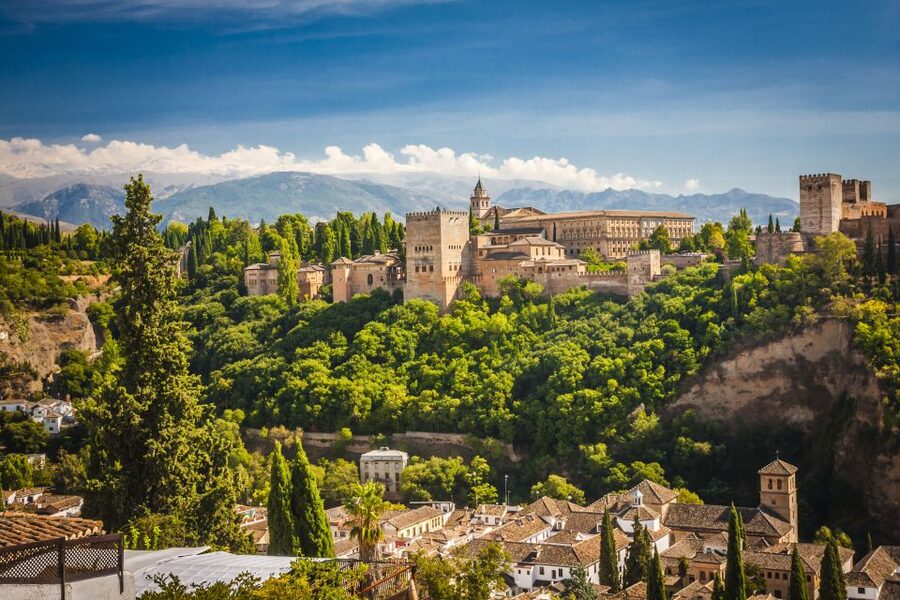 Seville: Alhambra Day Trip with Guide & Nasrid Palaces Entry - Meeting at Torre Sevilla and Settling Into the Drive