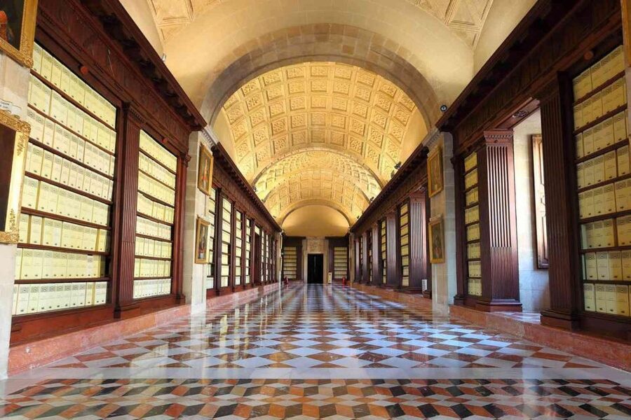 Seville: Archive of the Indies Guided Tour - Why this quiet building matters in Seville