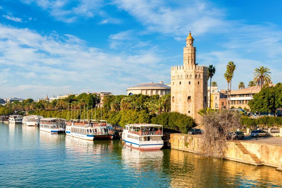 Seville: Authentic and Romantic Horse-Drawn Carriage Ride - María Luisa Park and Plaza de España