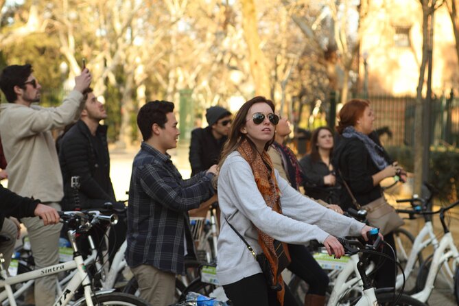 Seville Bilingual Bike Tour - Why a bike works well in Seville