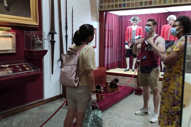 Seville Bullring: Guided Tour with Direct Entry - The guide makes the difference