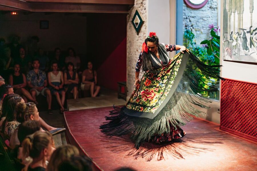 Seville: Casa de la Memoria Flamenco Show - Why early arrival matters for the best view