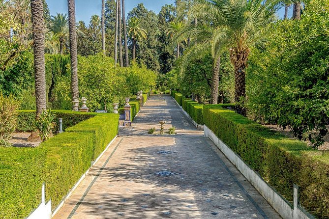 Seville Cathedral, Alcazar, and Jewish Quarter Skip-the-Line Combo Tour - Who will get the most from this tour?