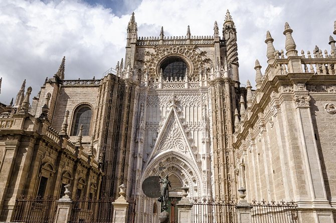 Seville Cathedral and Giralda Tower Guided Tour - Should you book it?