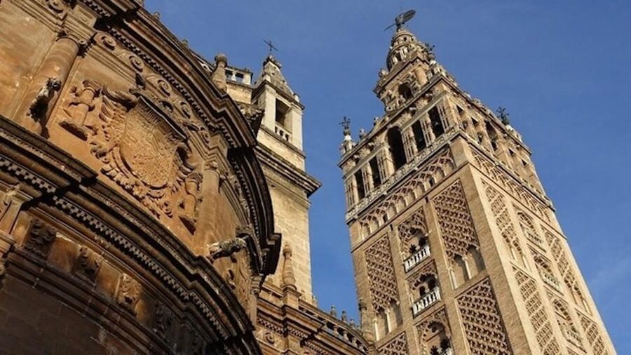 Seville Cathedral and Giralda Tower Guided Tour and Tickets - Time to stay inside after the tour