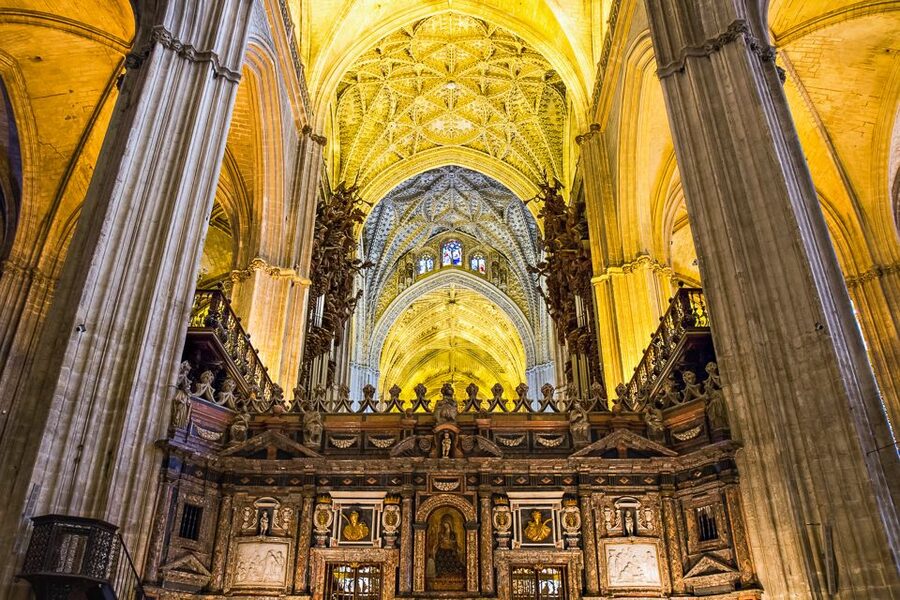 Seville: Cathedral and La Giralda Entry Ticket - Who will enjoy this visit most?
