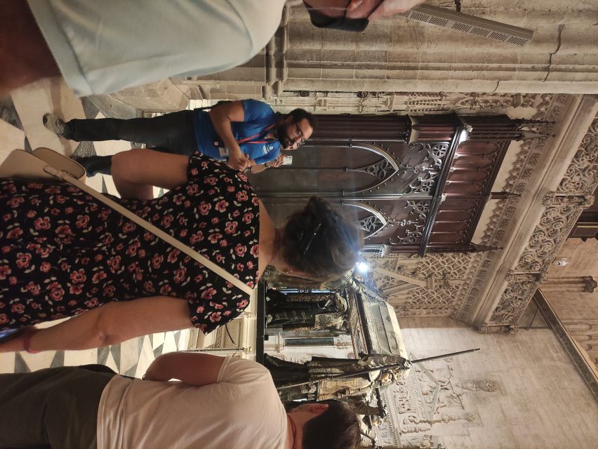Seville: Cathedral, Giralda, and Alcazar Guided Tour - Who should book this Seville tour?