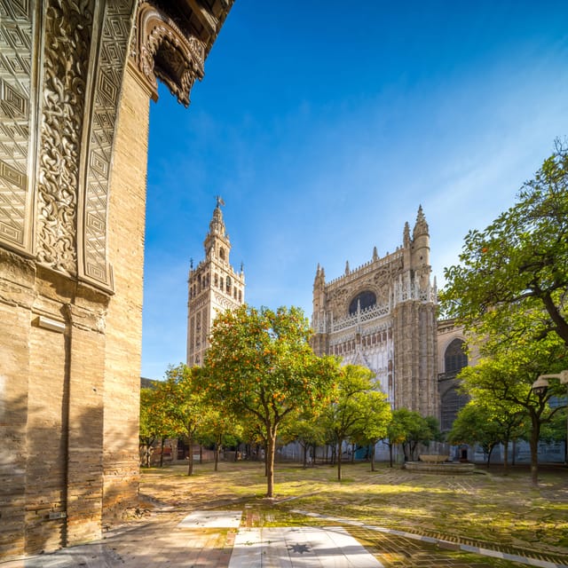 Seville: Cathedral & Giralda Fast-Track Guided Tour - What the $38 price gets you
