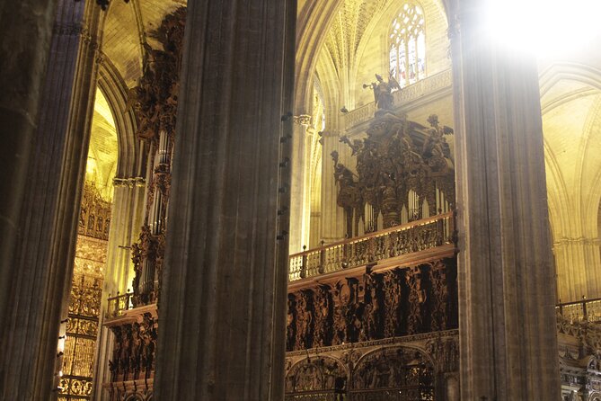 Seville Cathedral & Giralda tour with Priority Tickets - The cathedral’s art and scale