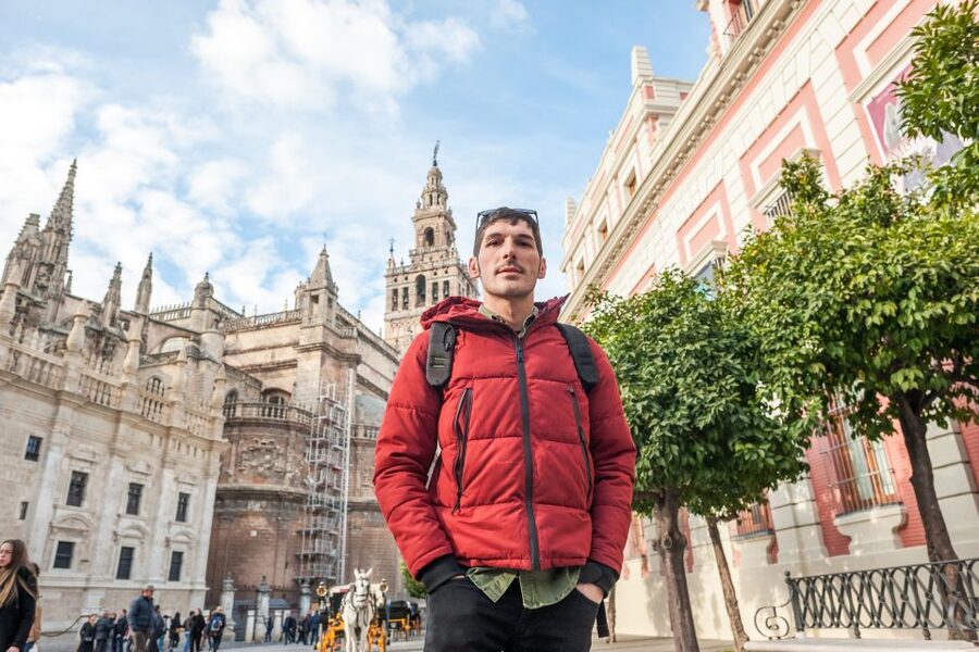 Seville: Cathedral Guided Tour with Optional Alcázar - Timing, organization, and the non-refundable booking