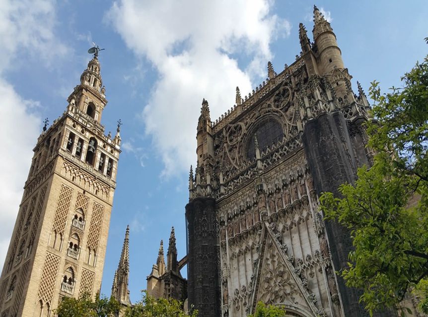 Seville Cathedral Skip-the-Line Tour - Skip the ticket line, then focus on the cathedral
