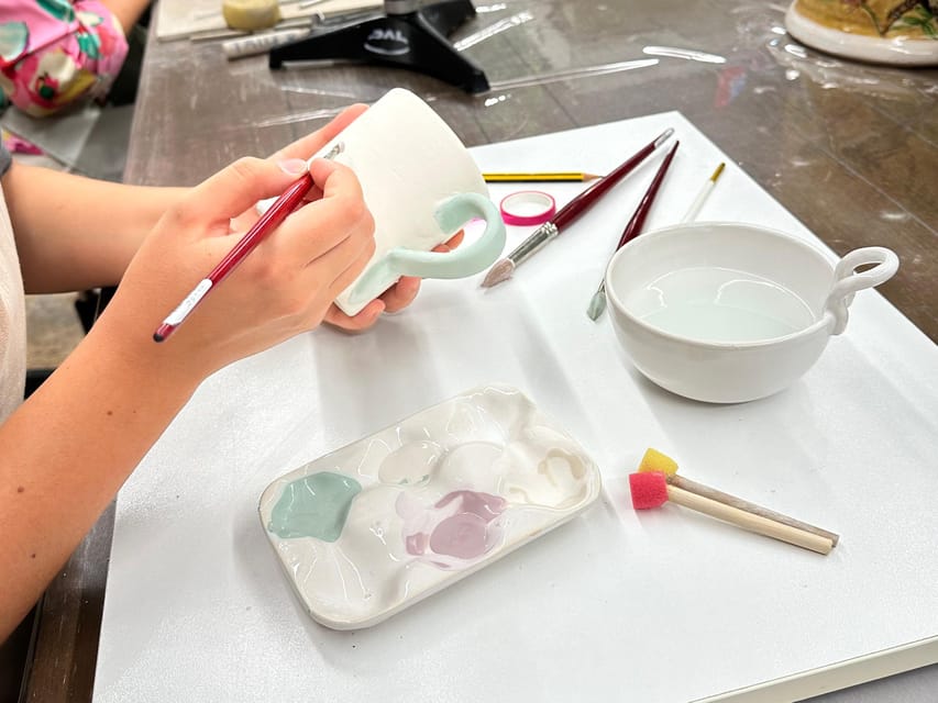 Seville: Ceramic painting workshop - A hands-on look at Seville’s ceramic tradition