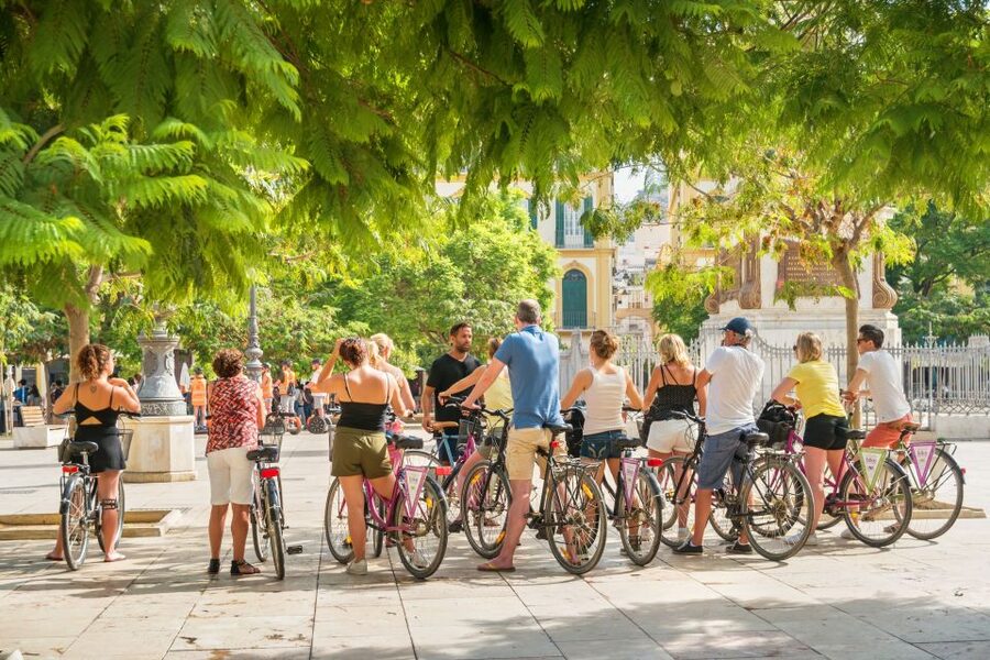 Seville City Bike Tour: Top Seville's Monuments - From Murillo Gardens to the old tobacco factory