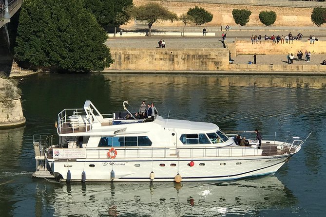 Seville: Cruise along the Guadalquivir River with appetizer - What you see on the outward journey