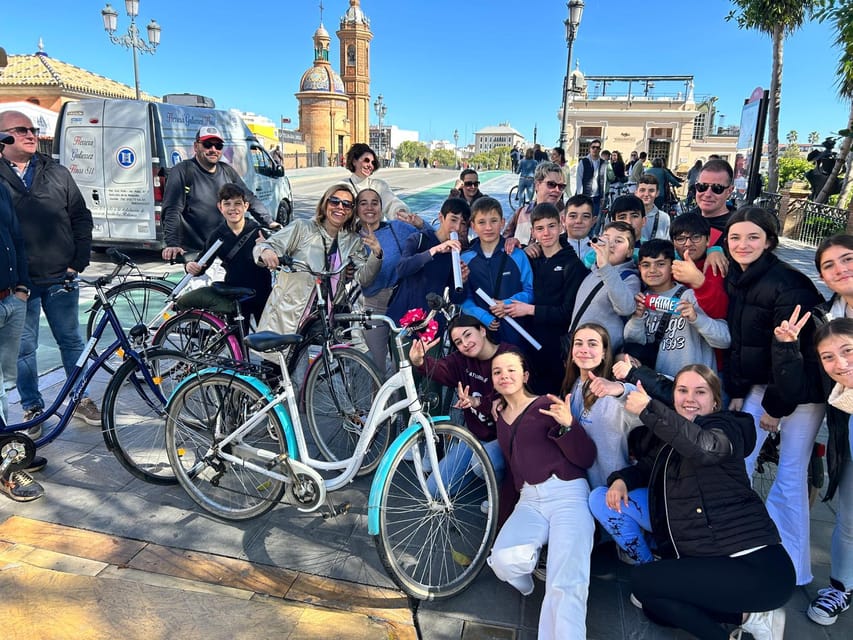 Seville: Dutch Highlights Tour - Torre del Oro and the riverfront