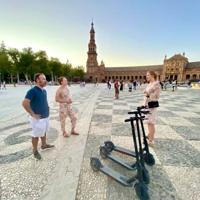 Seville: Electric Bike City Tour - From the Royal Tobacco Factory to the old center