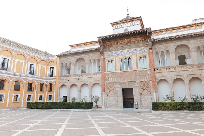 Seville Exclusive Beat the Crowds Guided Alcazar Before Opening - The gardens: a gentler final 30 minutes