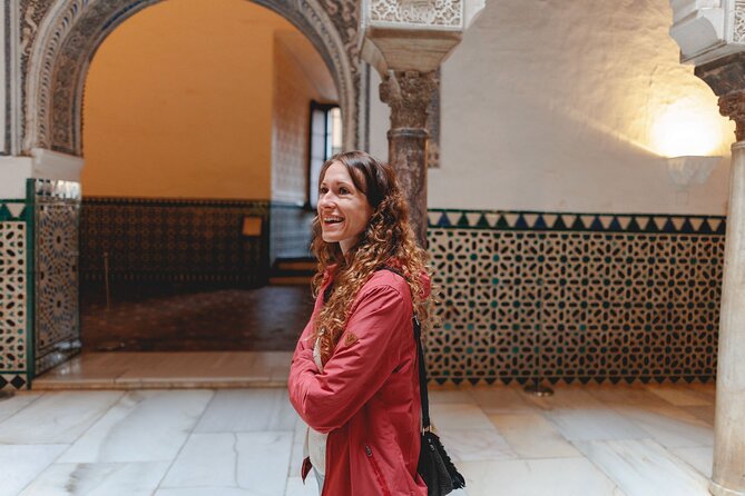 Seville Exclusive Beat the Crowds Guided Alcazar Before Opening - Group size, walking, and guide style