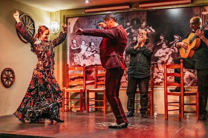 Seville:Exclusive FlamencoShow with Drink, VIP, or Dinner Options - Why the Small Room Works