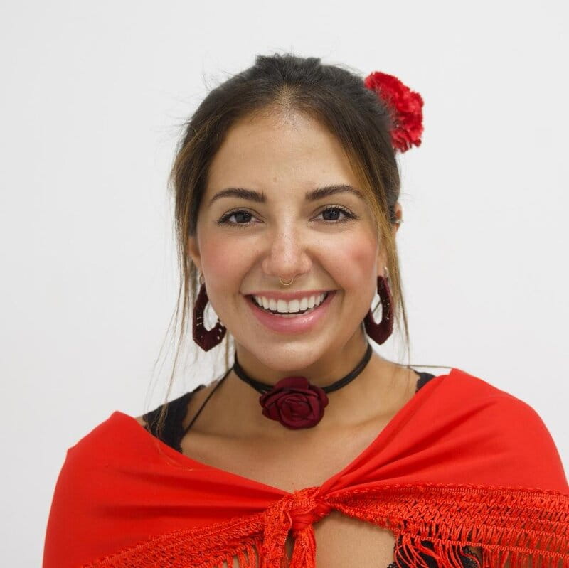 Seville: Flamenco Dance Class with Optional Costume - The first minutes: posture, attitude, and flamenco basics