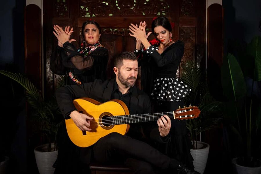 Seville: Flamenco Show at Tablao Almoraima in Triana - Key points to know before booking