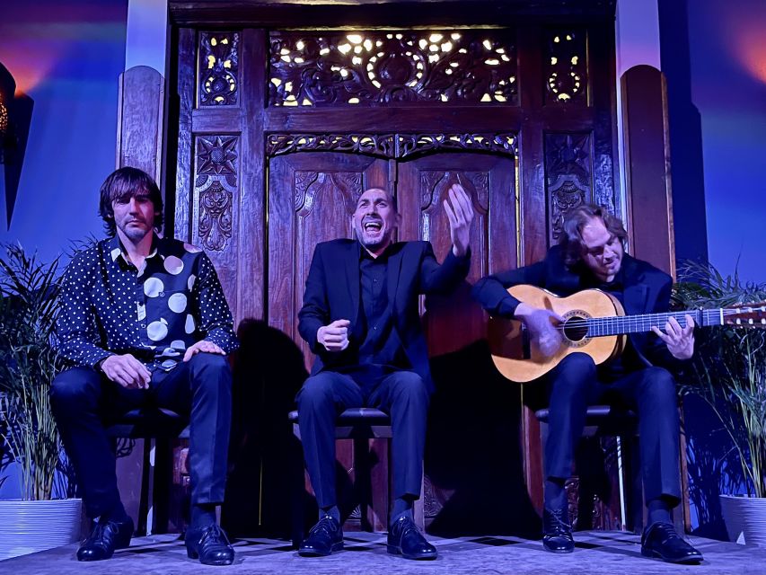 Seville: Flamenco Show at Tablao Almoraima in Triana - What makes the performance feel authentic