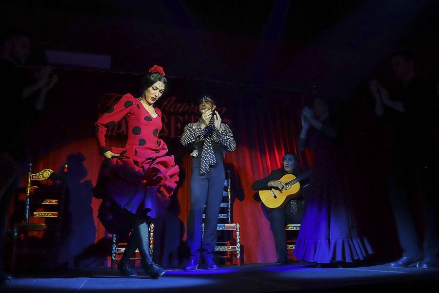 Seville: Flamenco Show Ticket at Tablao Flamenco Las Setas - Cancellation, payment, and access