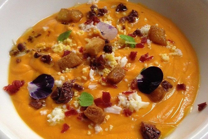 Seville Food Tour: Tapas, Drinks and Delights with a Local - Iberian ham and cheese at the Giralda stop