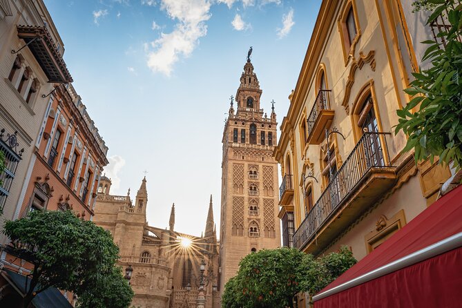 Seville Former Jewish Quarter Walking Tour: Santa Cruz - Casa de Murillo brings art into the walk