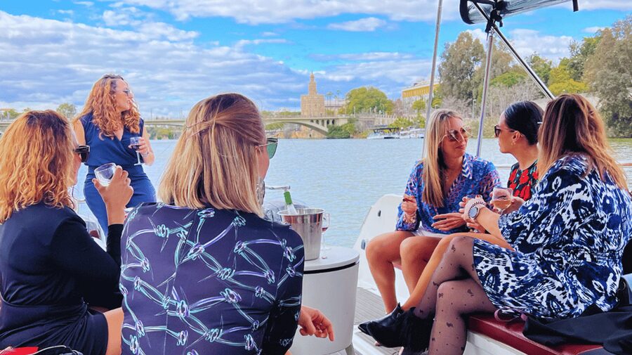 Seville: Guadalquivir River Boat Tour - Nao Victoria and the approach to Triana
