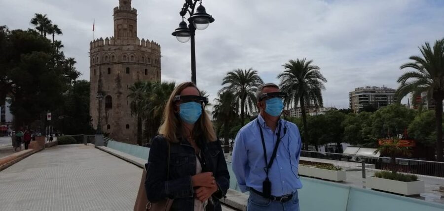 Seville: Guided City Walking Tour with 3D contents - How good is the smart-glasses technology?