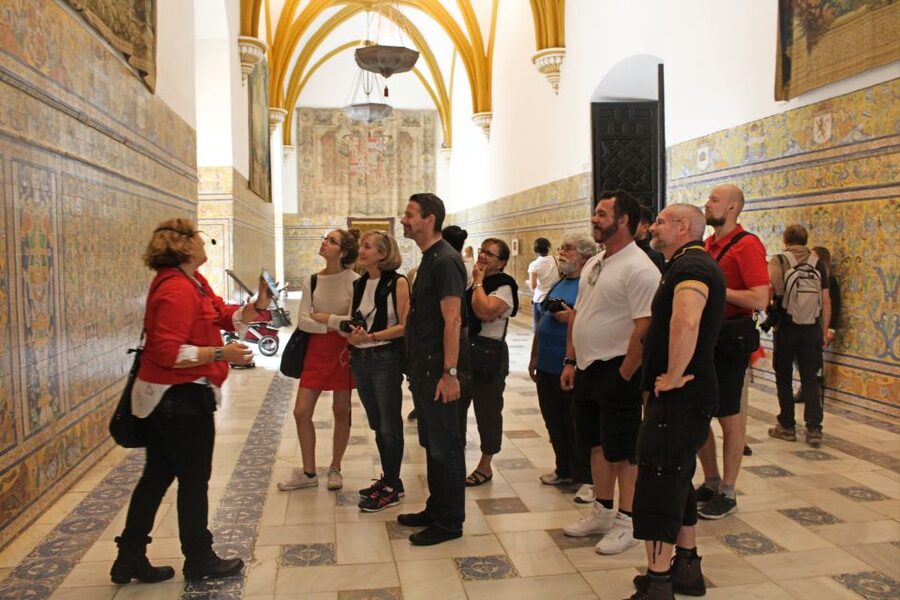 Seville: Guided Sightseeing Day Tour - Why this five-hour route works in Seville
