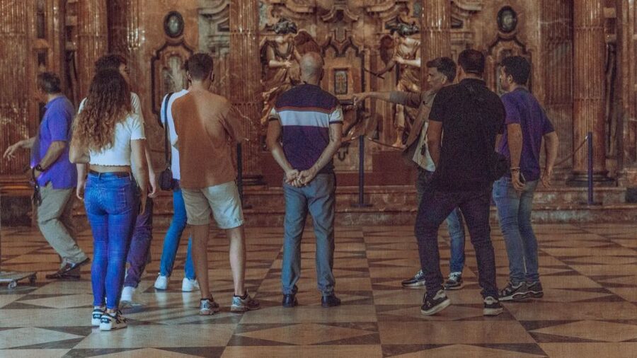 Seville: Guided Tour of Cathedral of Seville & Giralda Tower - Starting on Calle Francos