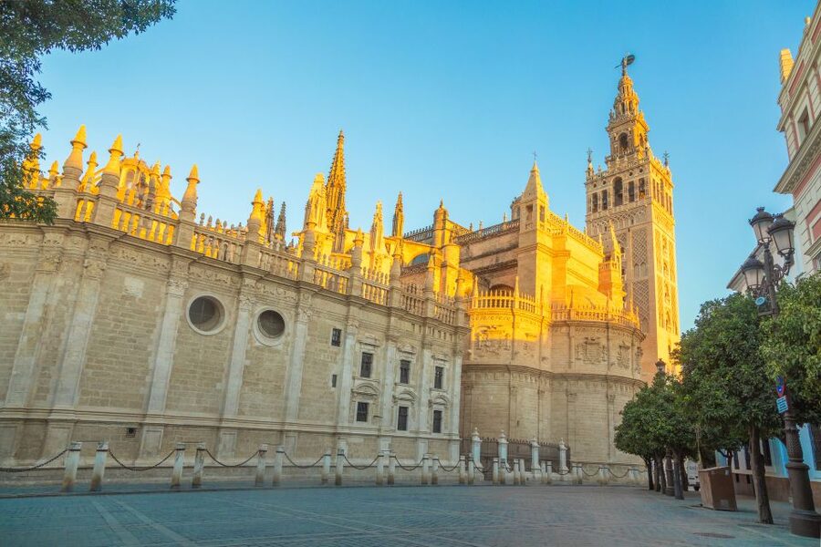 Seville: Guided Tour of Cathedral of Seville & Giralda Tower - The Patio de los Naranjos and Puerta del Perdón