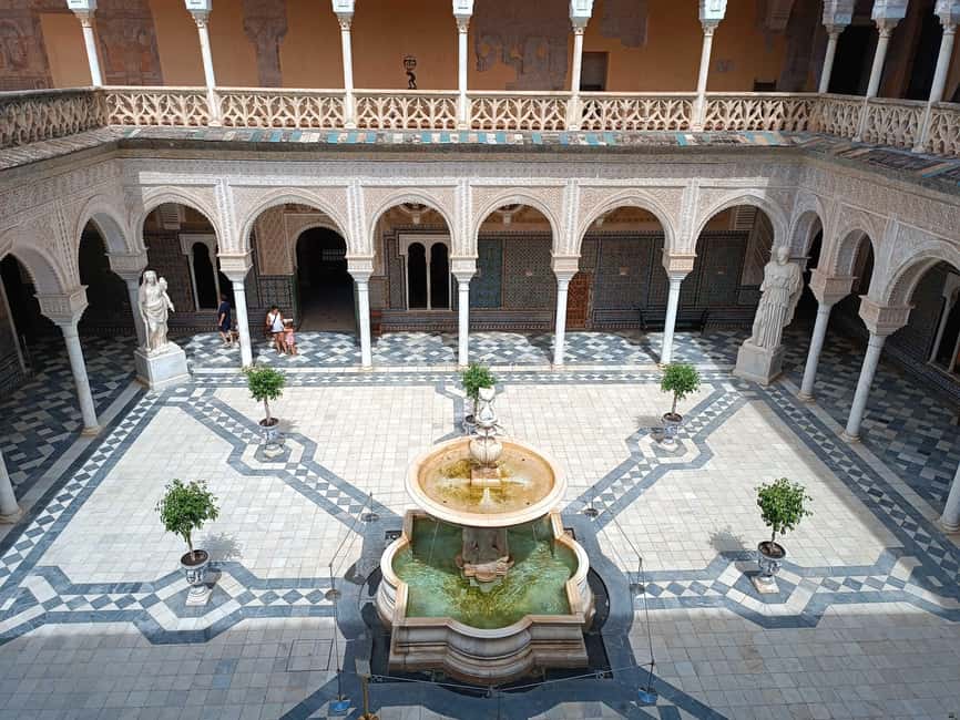 Seville: Guided visit of the Casa de Pilatos with entrance tickets - Why Casa de Pilatos is worth your time