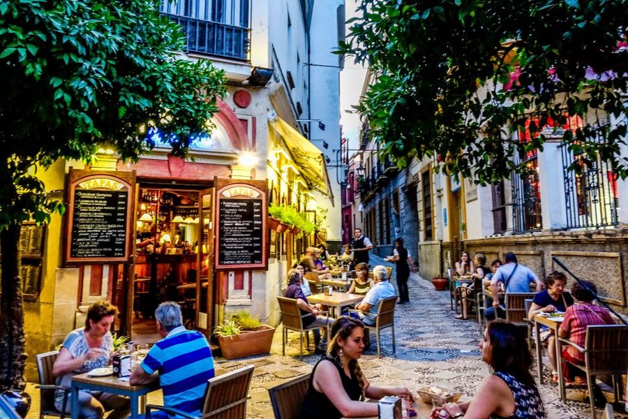 Seville: Half-Day Flamenco & Tapas Night - Should you book the Flamenco and Tapas Night?