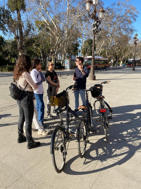 Seville: Highlights Bike Tour - Alcázar and the Cathedral