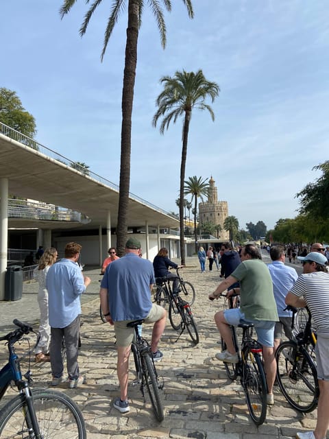 Seville: Highlights City Bike Tour - When to ride, and how to use the tour