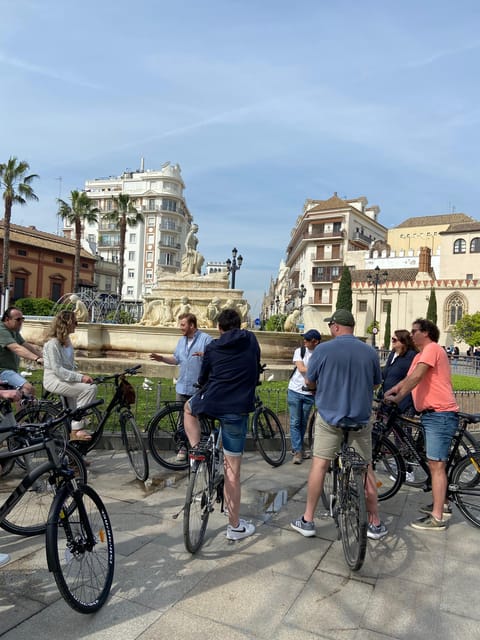 Seville: Highlights City Bike Tour - Triana and the Guadalquivir