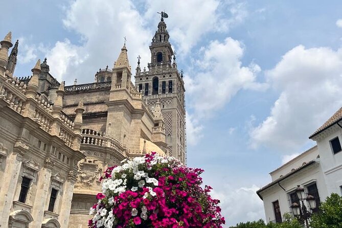 Seville Highlights Private Walking Tour - The Royal Alcázar without an entrance ticket