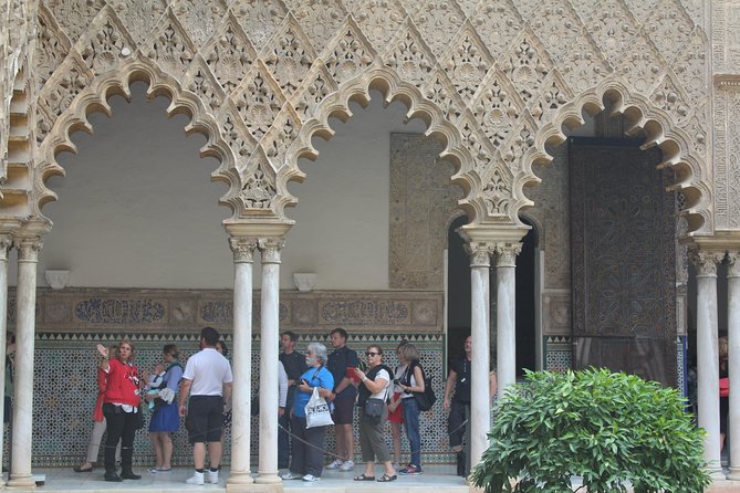 Seville in one day - Santa Cruz, where the route slows down