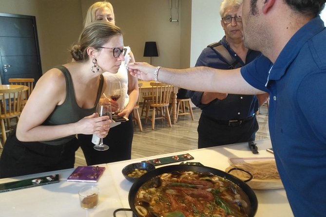 Seville: Paella Showcooking Experience - A paella evening above Seville