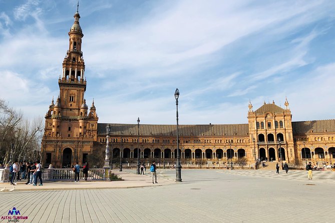 Seville Palaces: Dueñas Palace and Pilate House Tour - Is $256.28 per person good value?