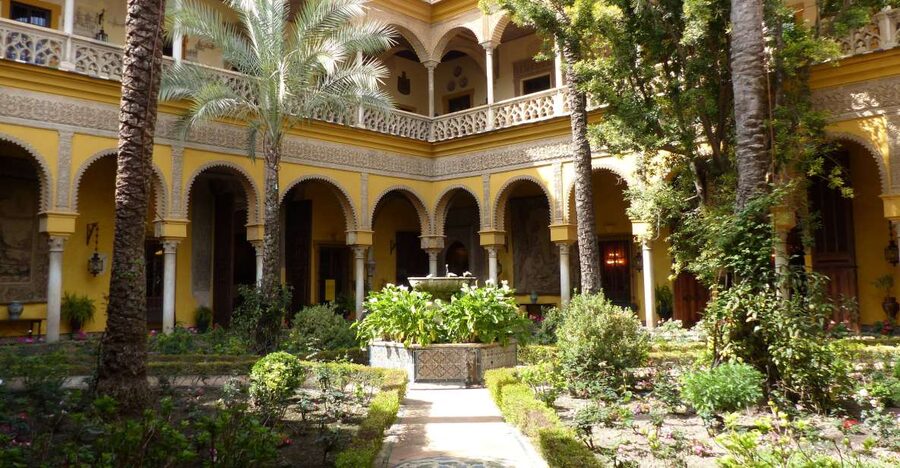 Seville: Palacio de Las Dueñas Entry Ticket and Guided Tour - Why Palacio de Las Dueñas feels different from Seville’s grand monuments